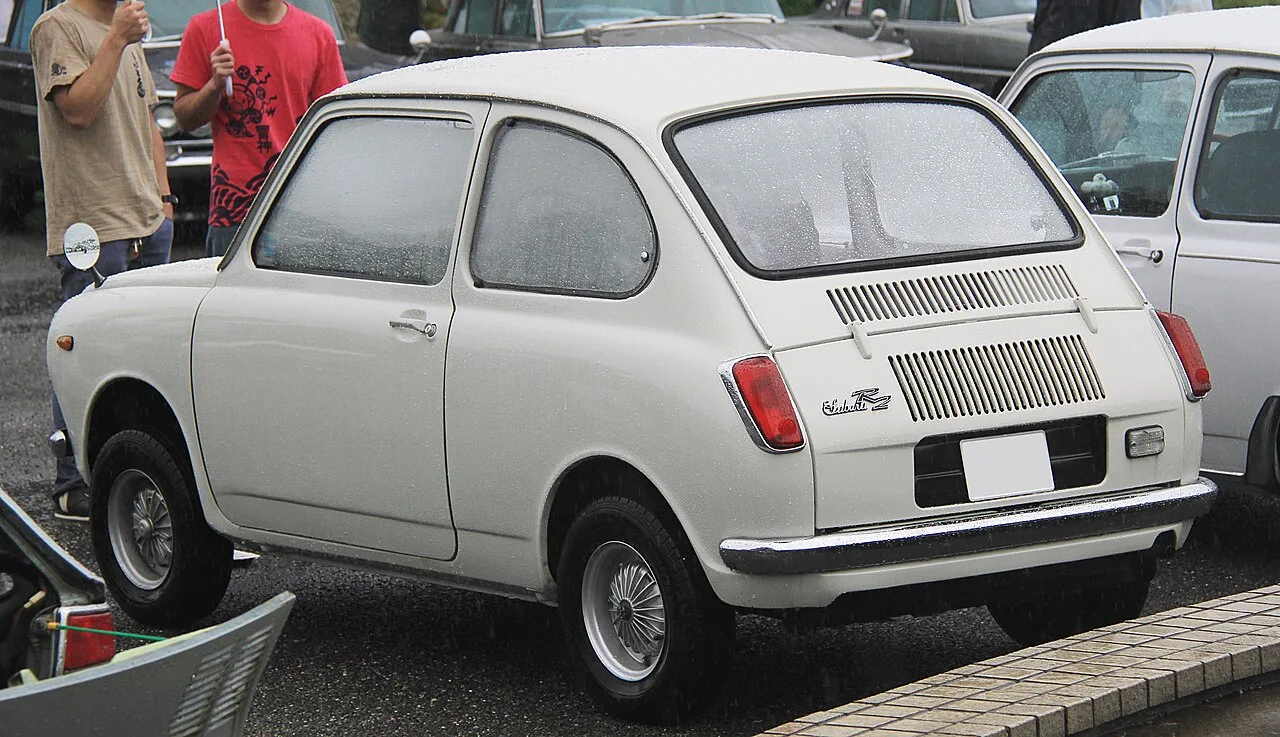 Subaru R-2, rear