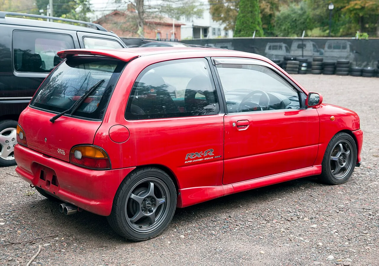 Subaru Vivio, interior