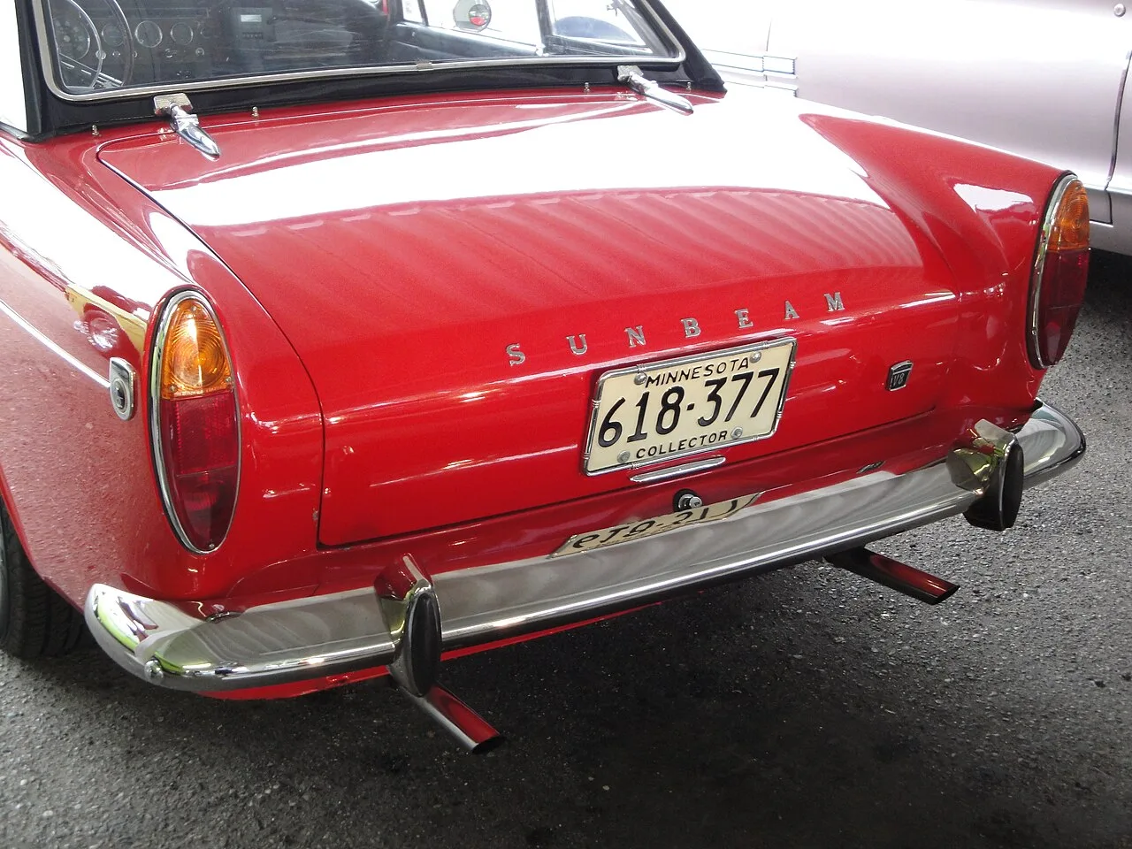Sunbeam Tiger, rear