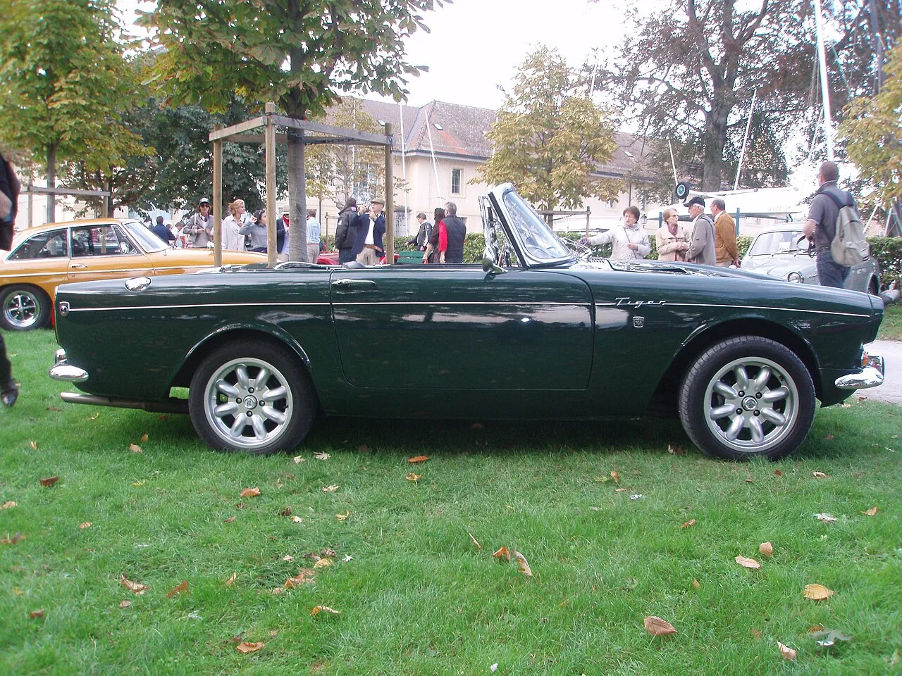 Sunbeam Tiger, side