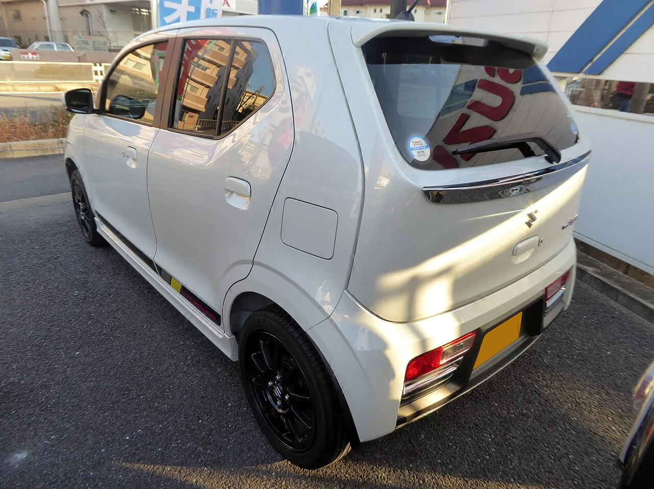 Suzuki Alto Works, rear