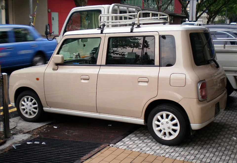Suzuki Alto CA71 / CC71 / CA72, side