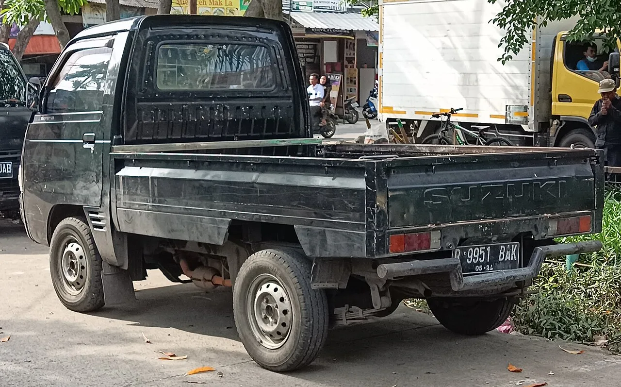 Suzuki Carry Futura / Futura SL413 / SL415 / SL416, rear