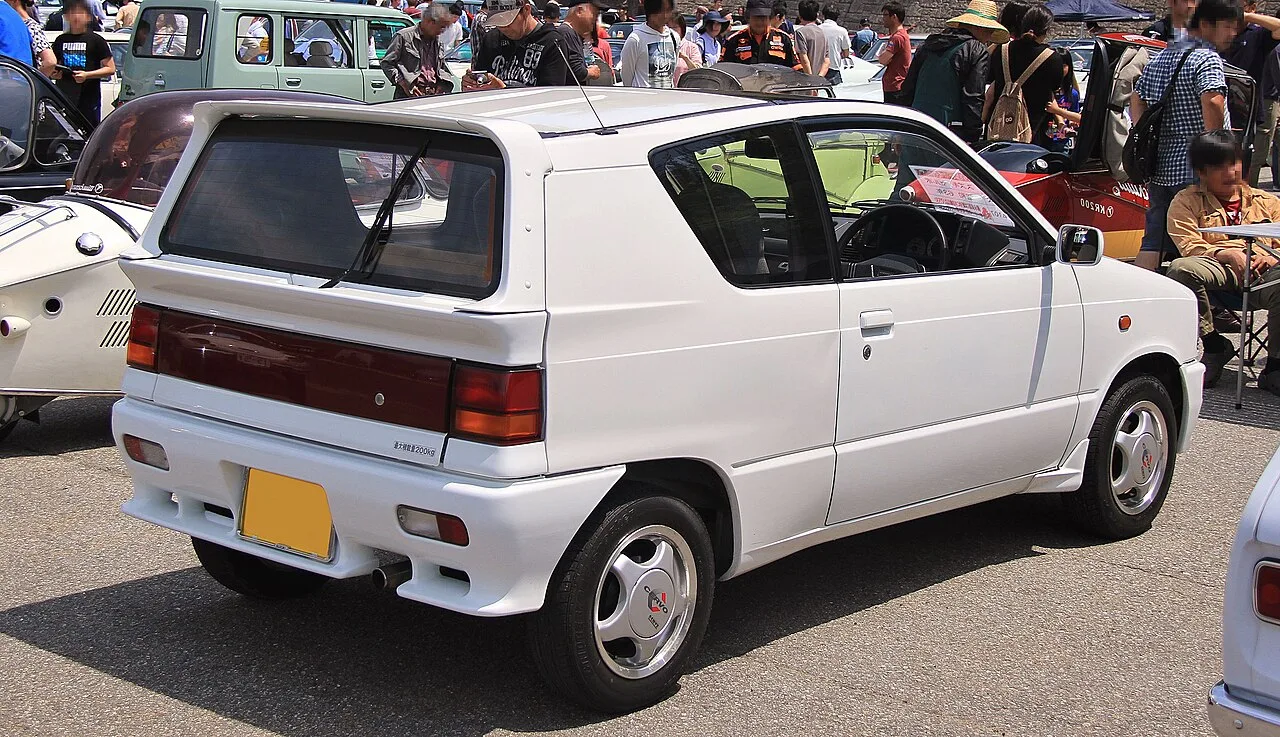 Suzuki Cervo SS40, rear