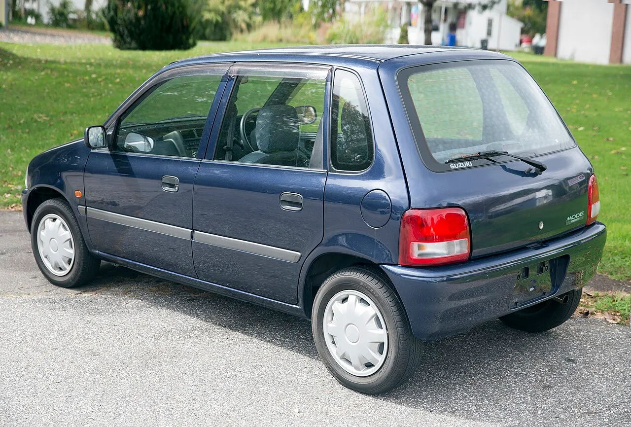 Suzuki Cervo Mode CN21S–CP32S, rear