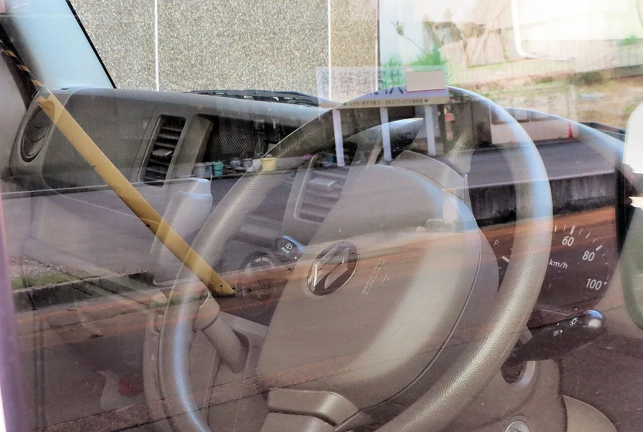 Suzuki Every third generation DE51 / DF51, interior