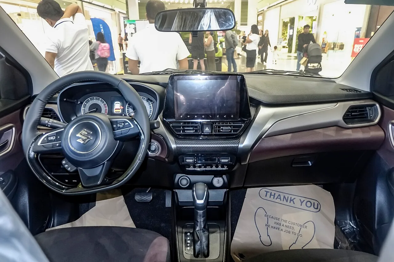 Suzuki Fronx, interior