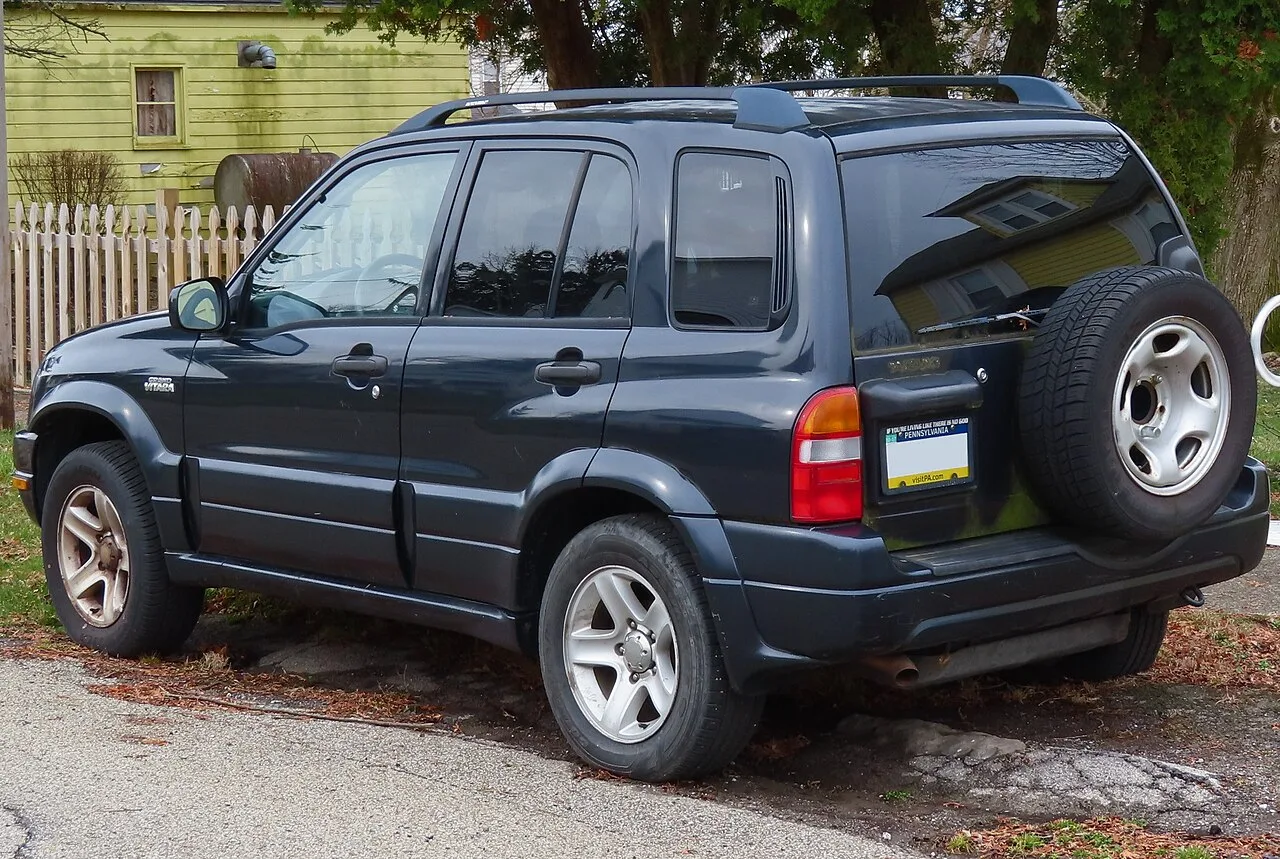 Suzuki Grand Vitara, rear