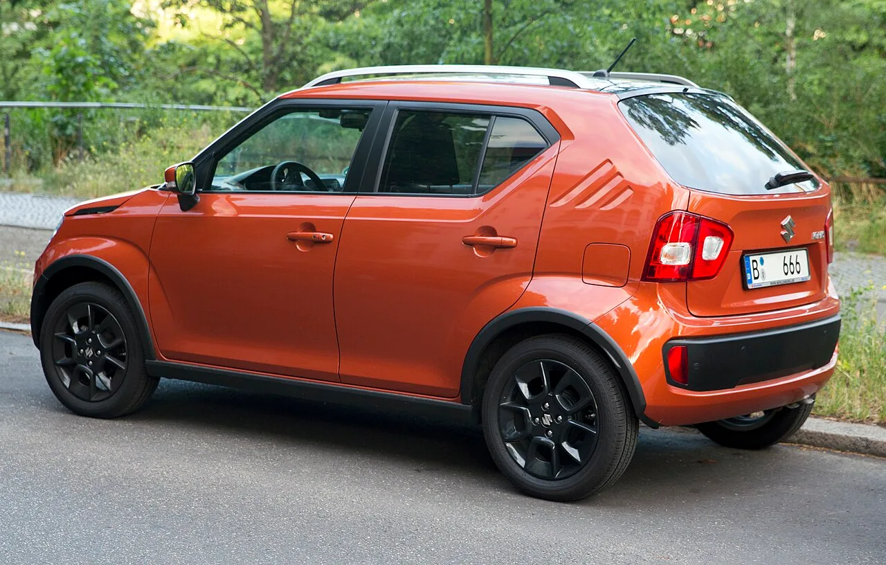 Suzuki Ignis MF, rear