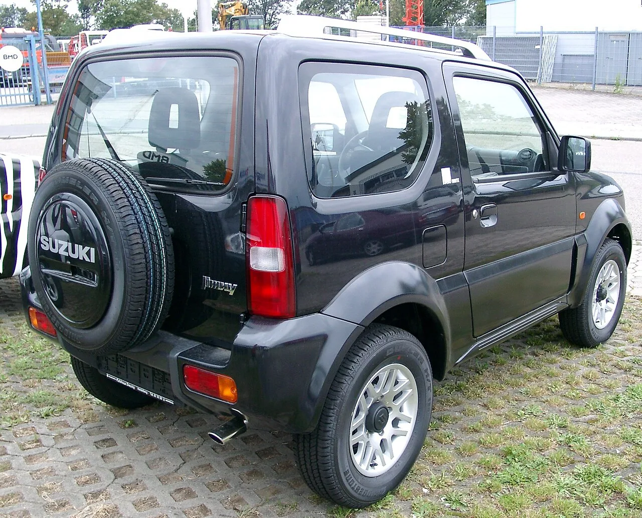Suzuki Jimny 55 / LJ50 SJ10, rear