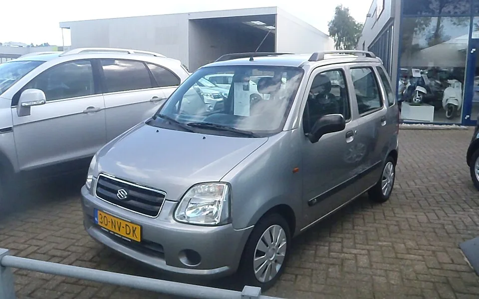 Suzuki Wagon R third generation MH21S / MH22S, rear