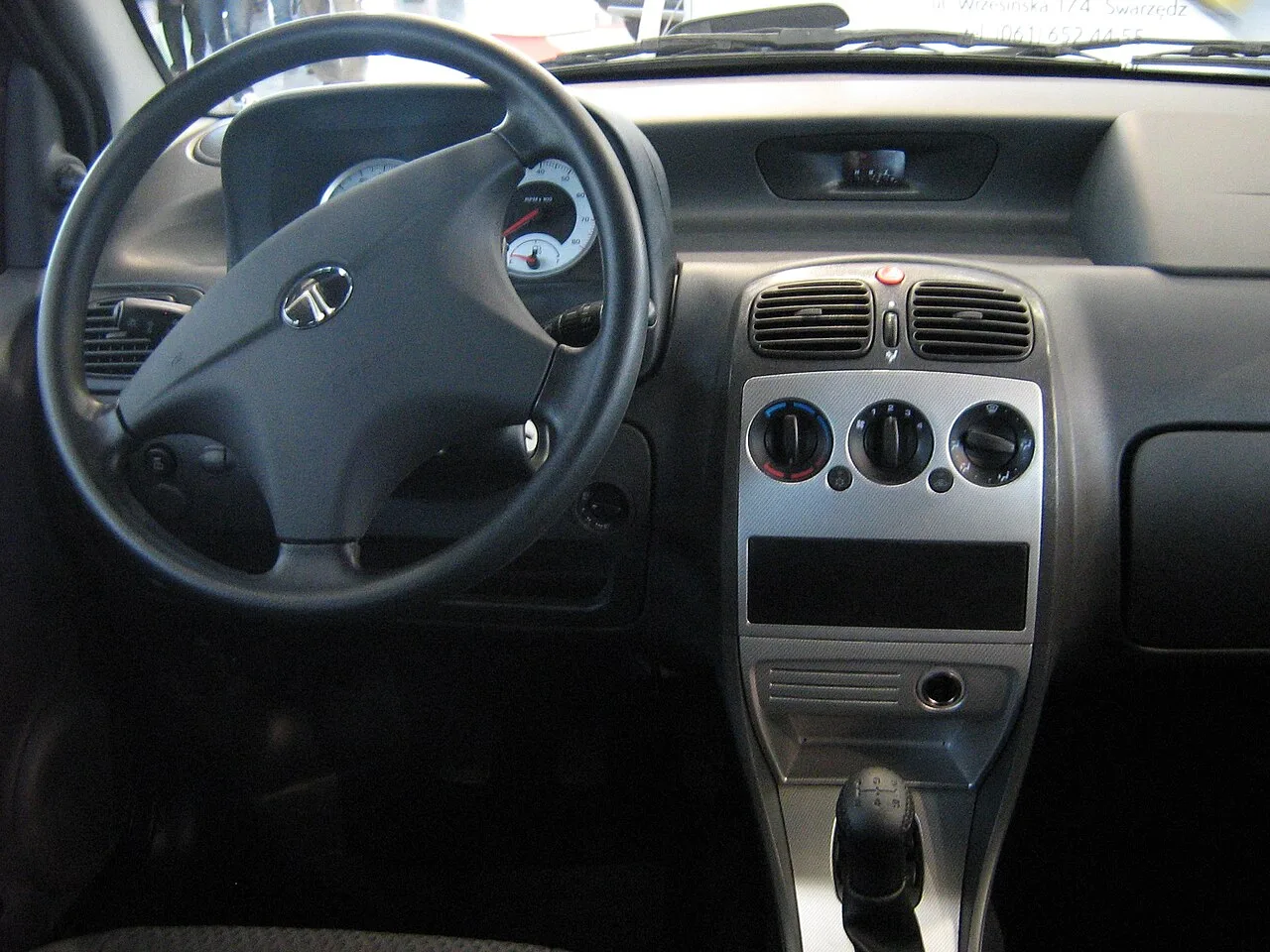 Tata Indica V1 / V2, interior