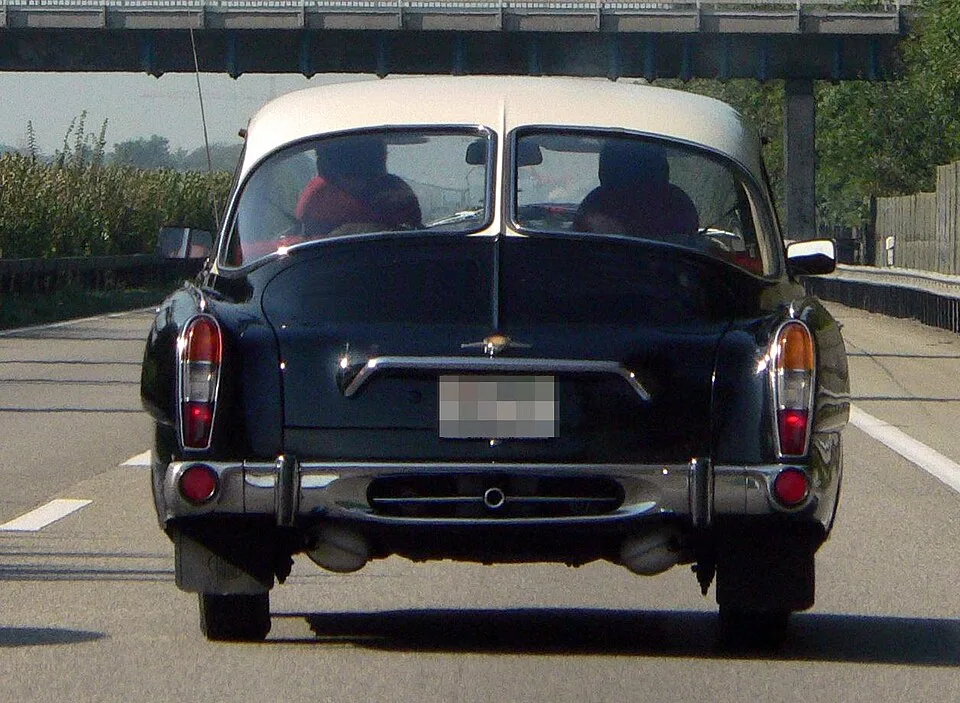 Tatra 603 603, rear