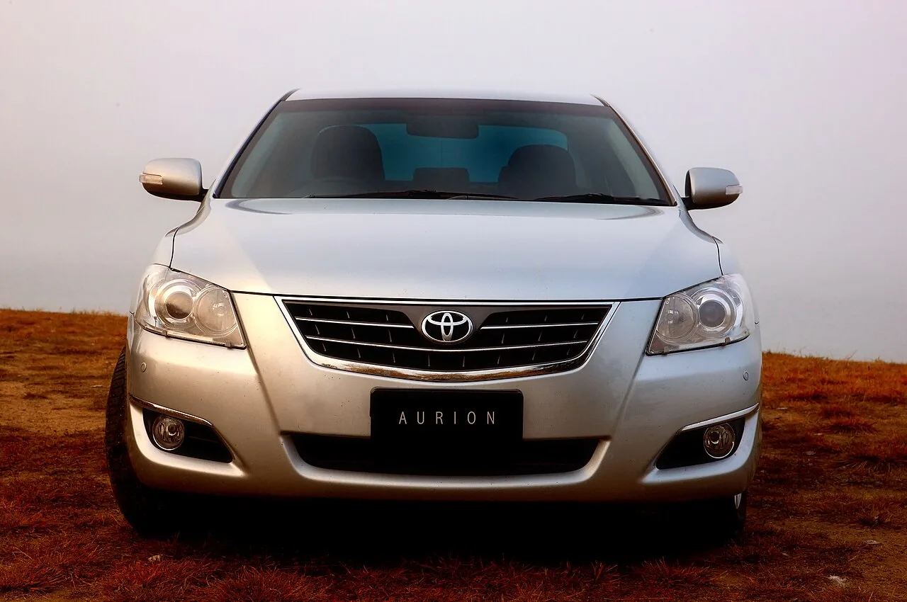 Toyota Aurion, rear