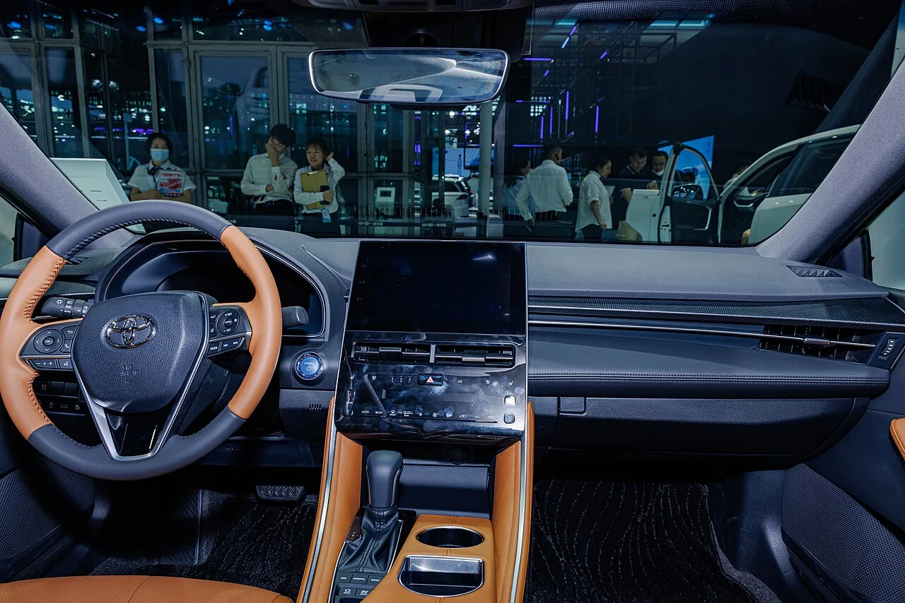 Toyota Avalon, interior