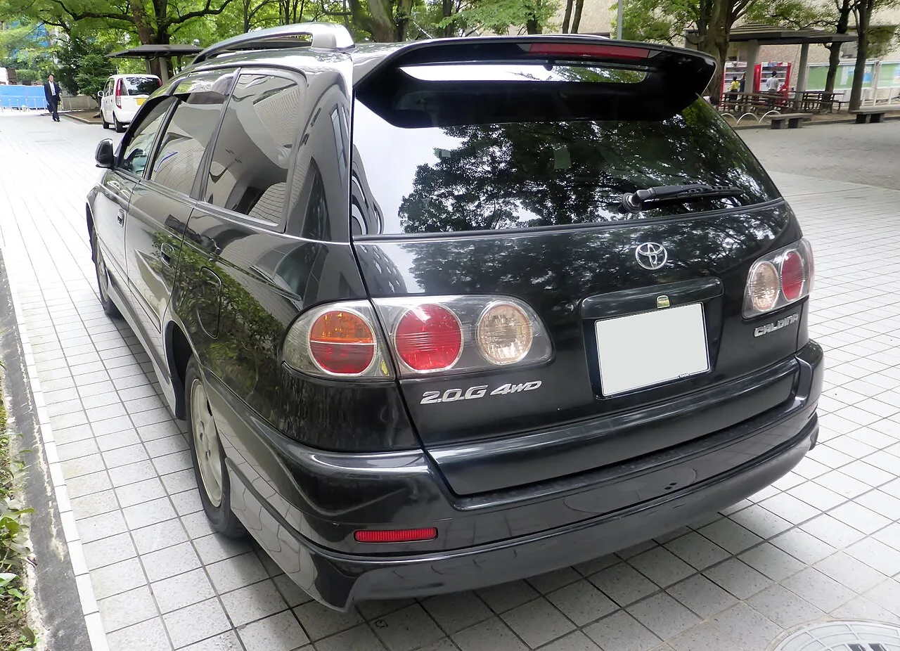 Toyota Caldina GT-T, rear