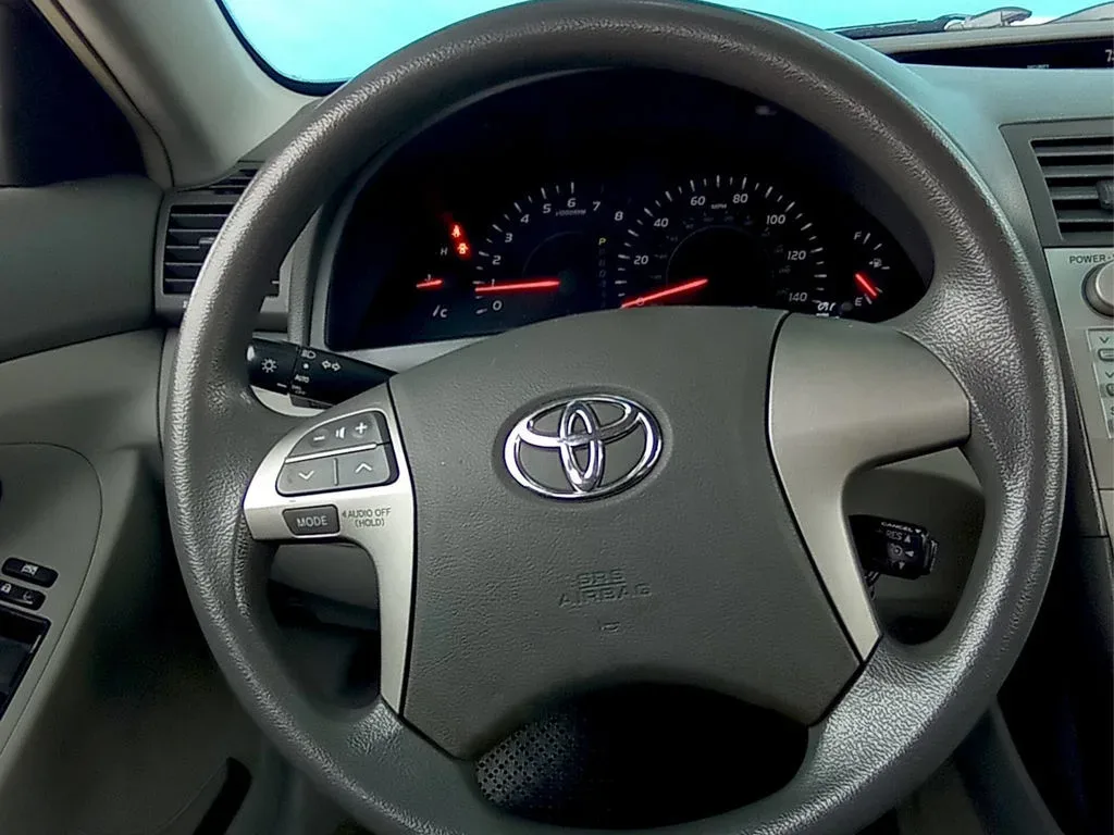 Toyota Camry, interior