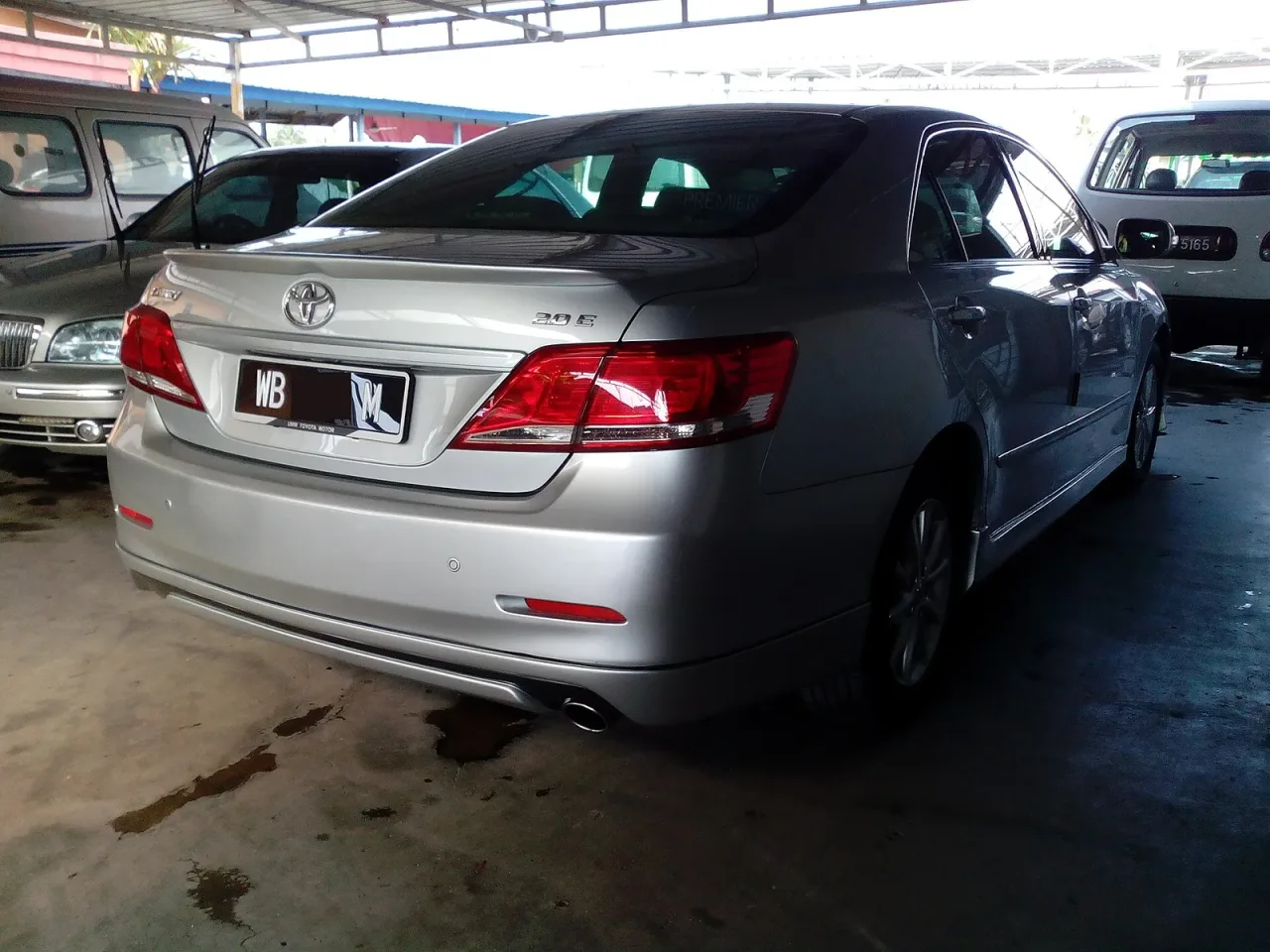 Toyota Camry, rear