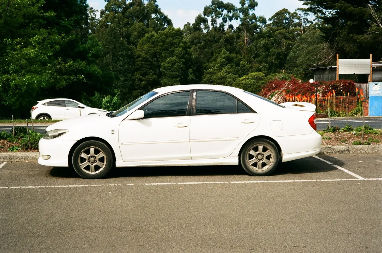 Toyota Camry, side