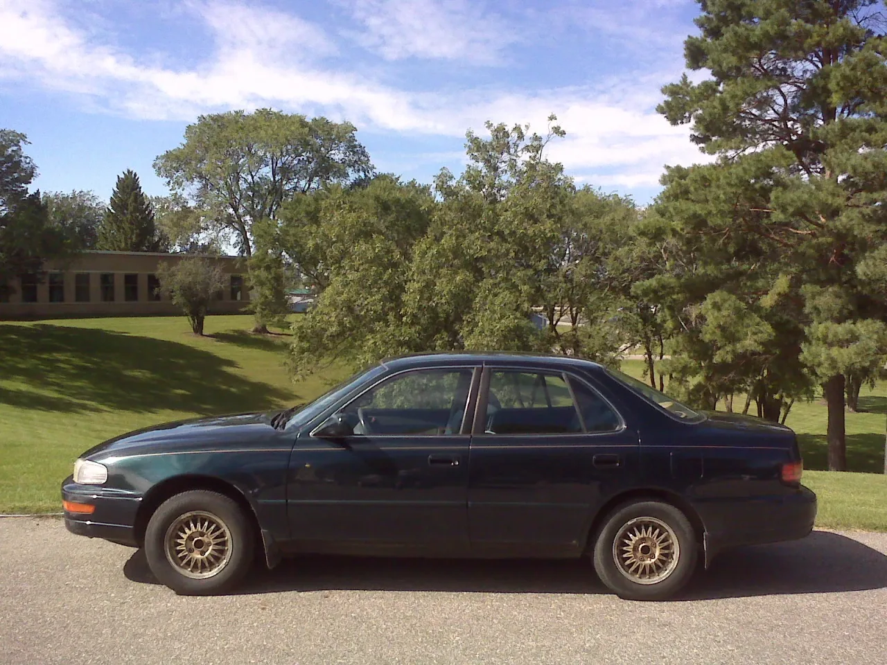 Toyota Camry, side