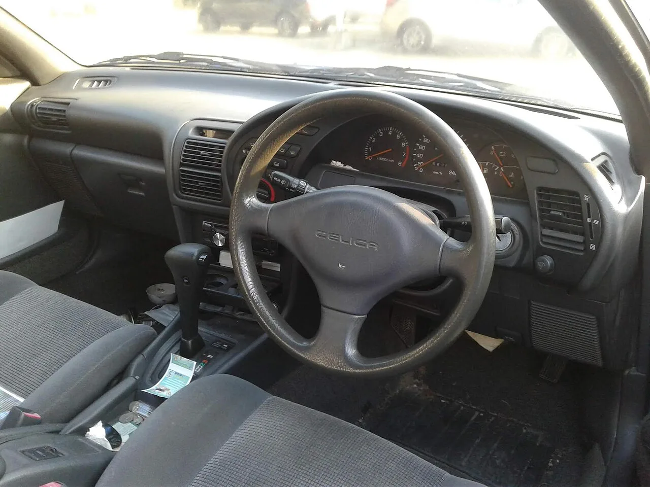 Toyota Celica, interior