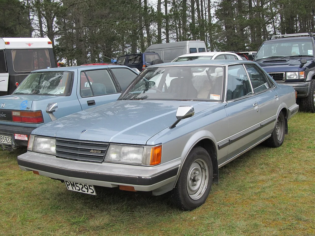 Toyota Chaser X70, interior