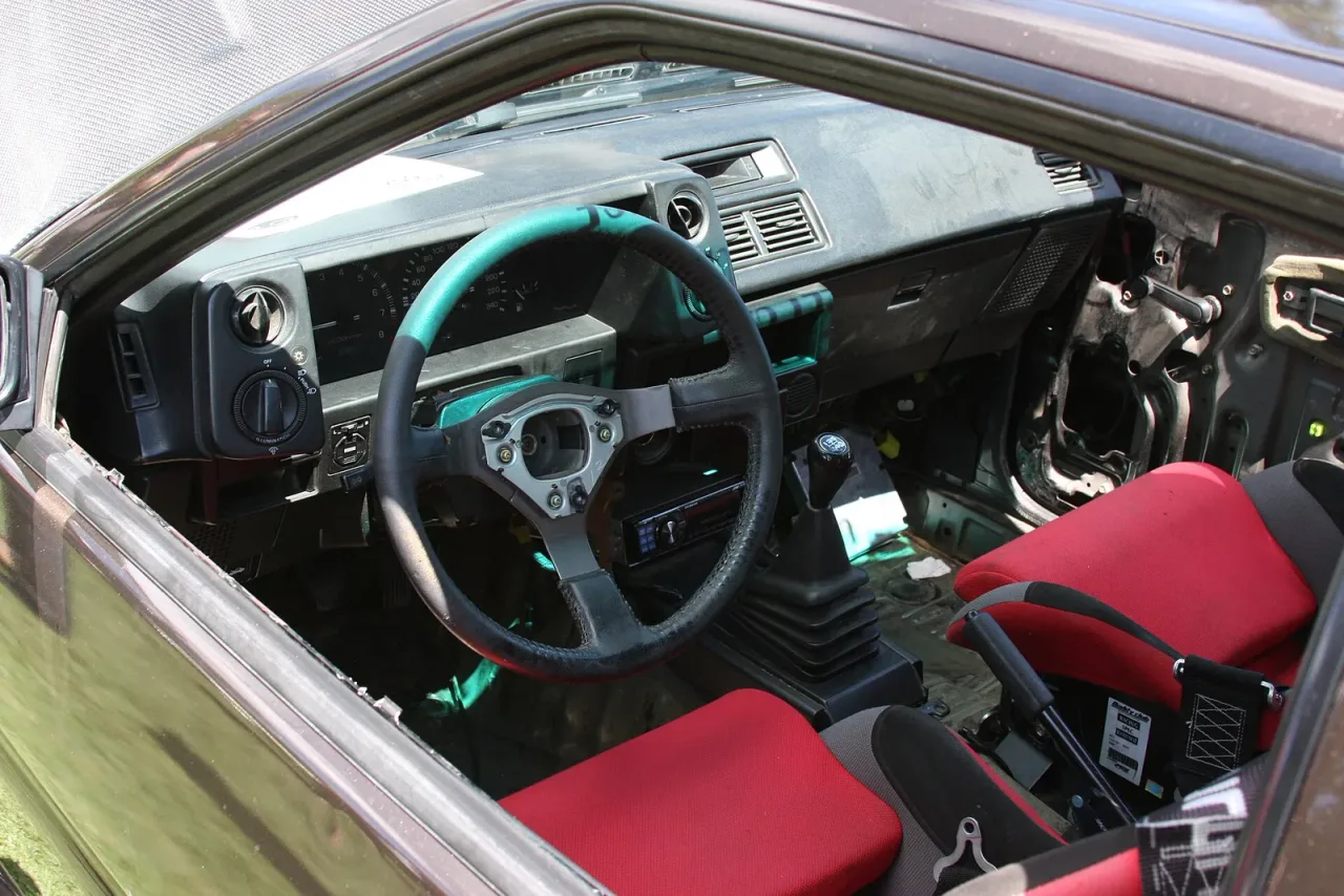 Toyota Corolla, interior