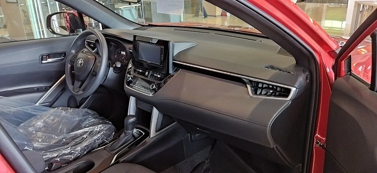 Toyota Corolla E20 second generation, interior