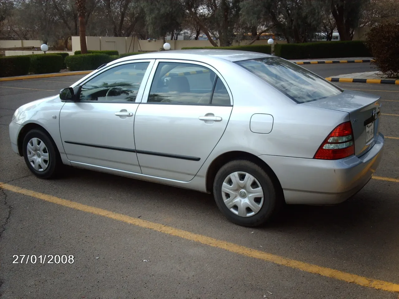 Toyota Corolla, side