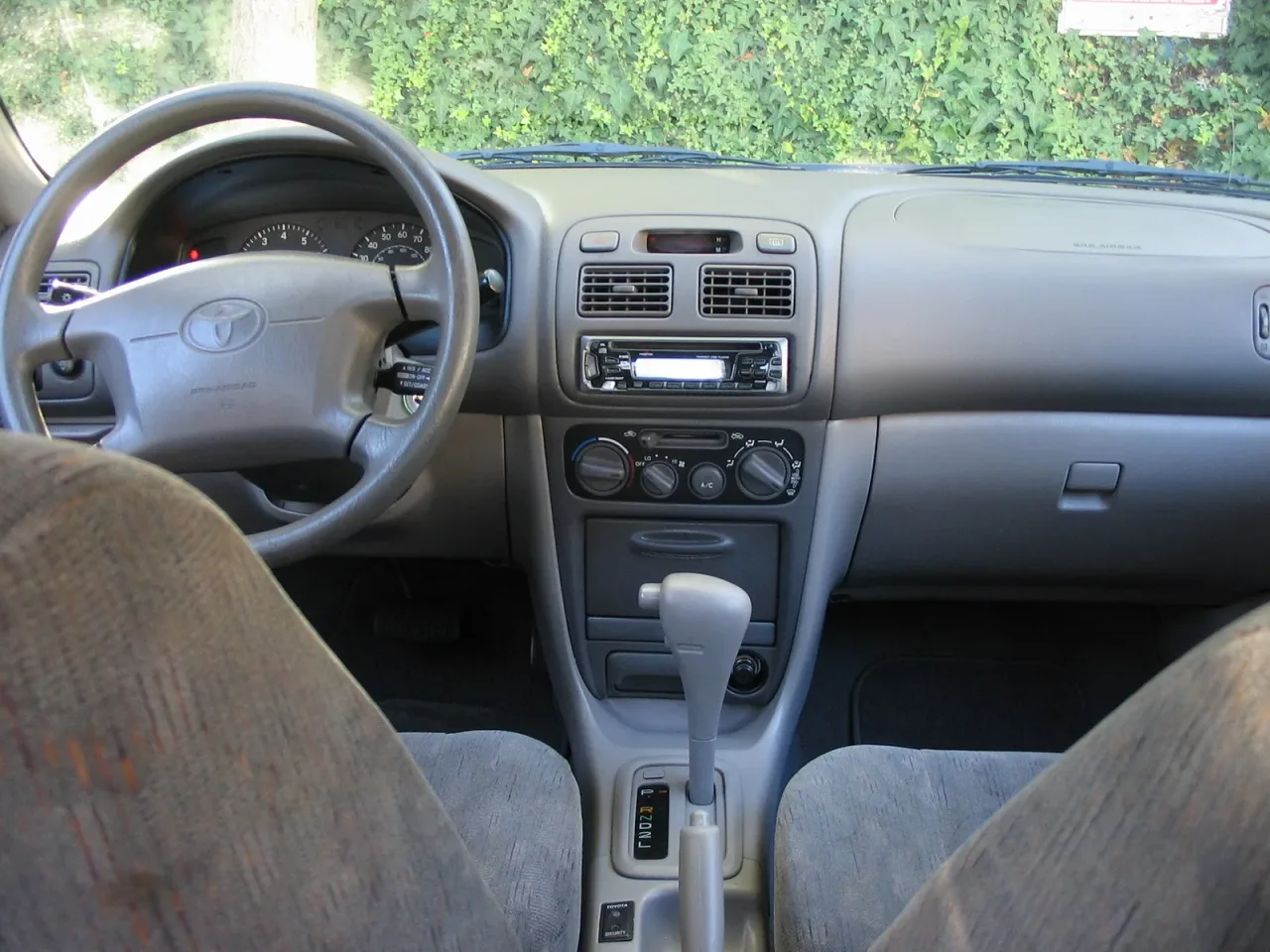 Toyota Corolla, interior