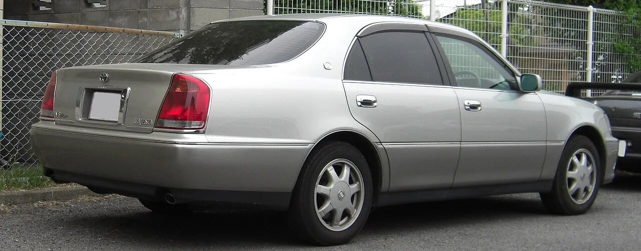 Toyota Crown Majesta, rear