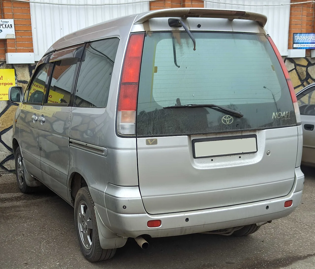 Toyota LiteAce M30/M40 van and M50–M80 truck, rear