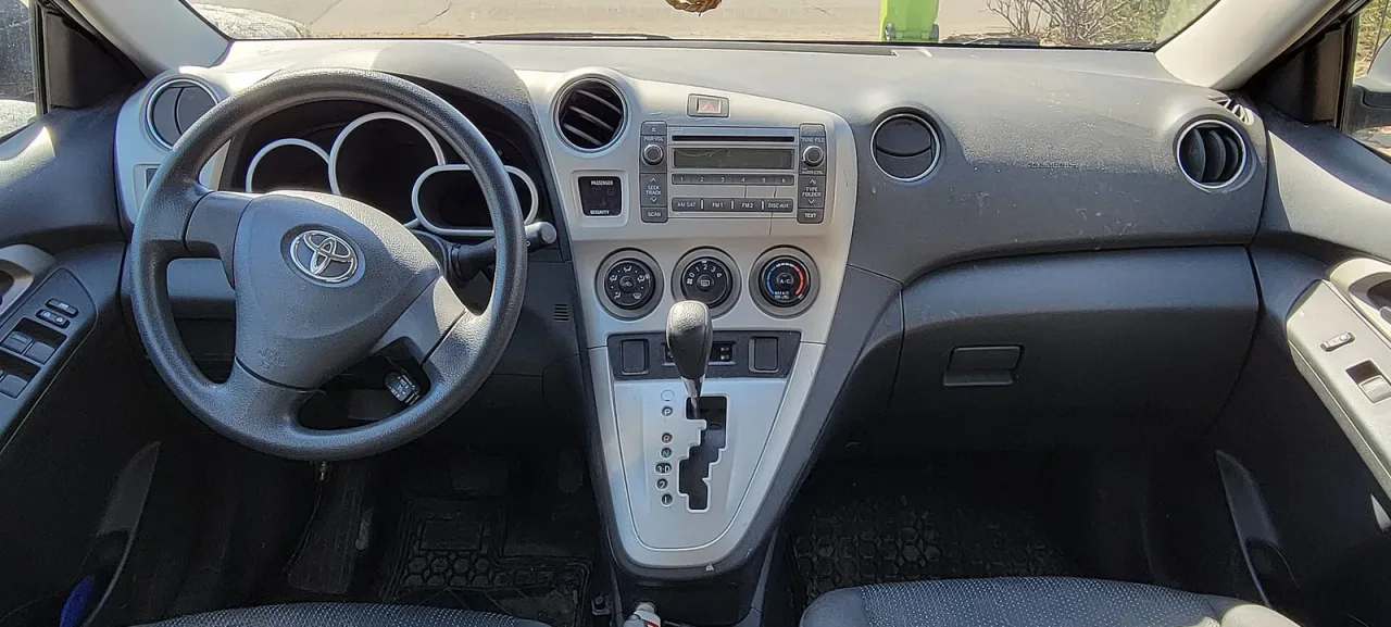 Toyota Matrix, interior