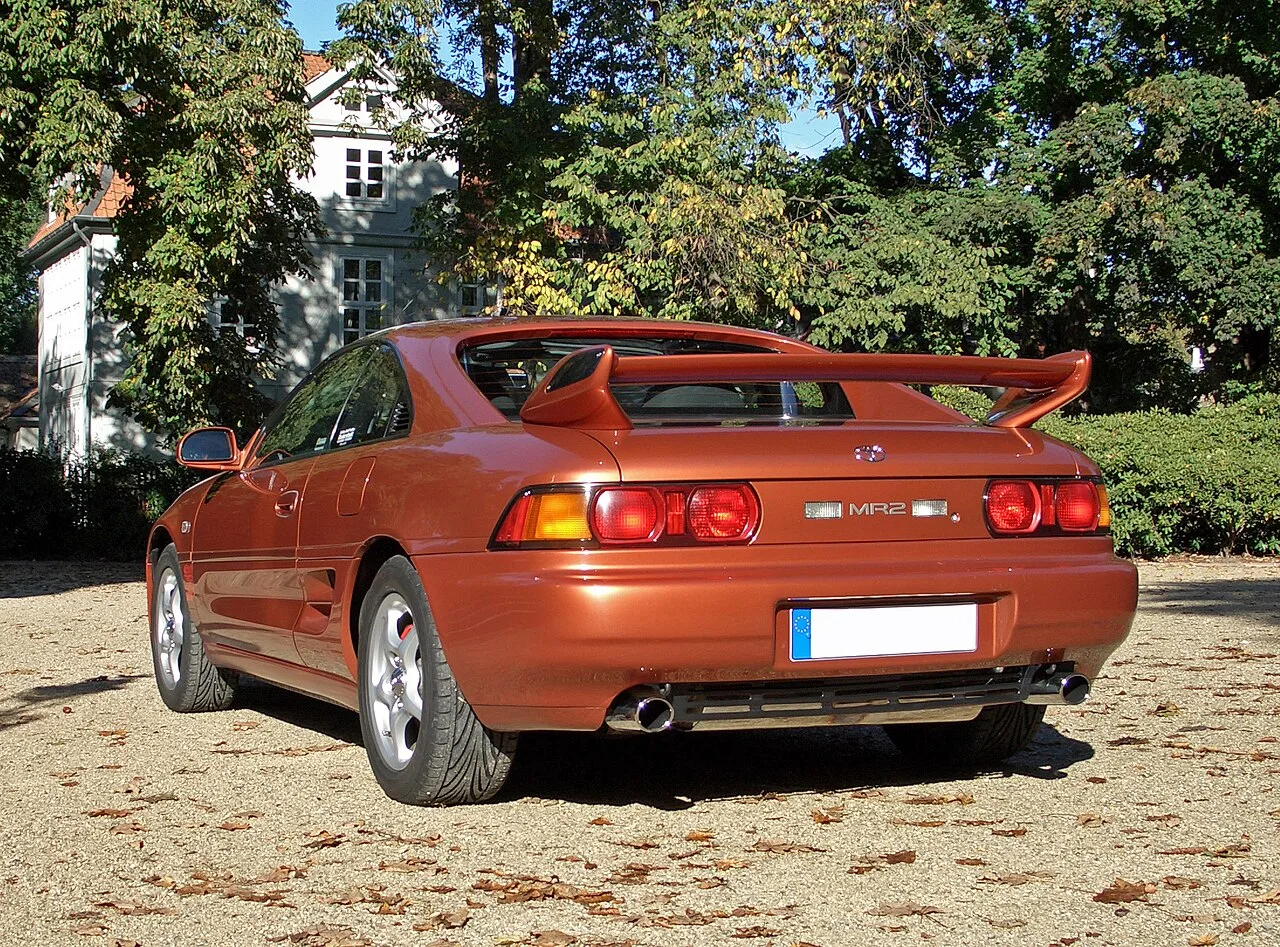 Toyota MR2 Spyder, rear