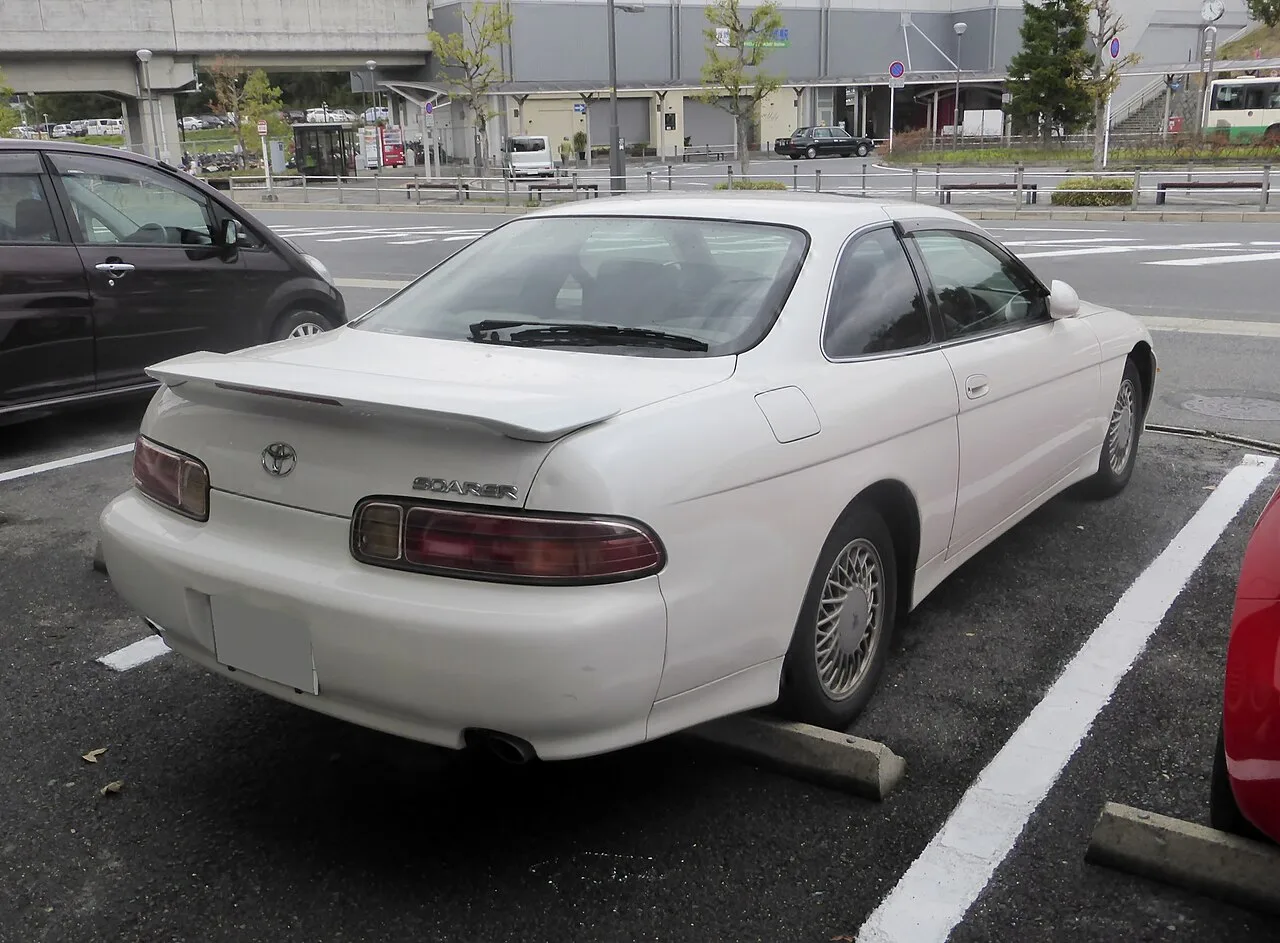Toyota Soarer, rear