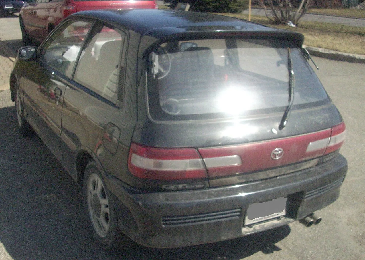 Toyota Starlet P80 fourth generation, rear
