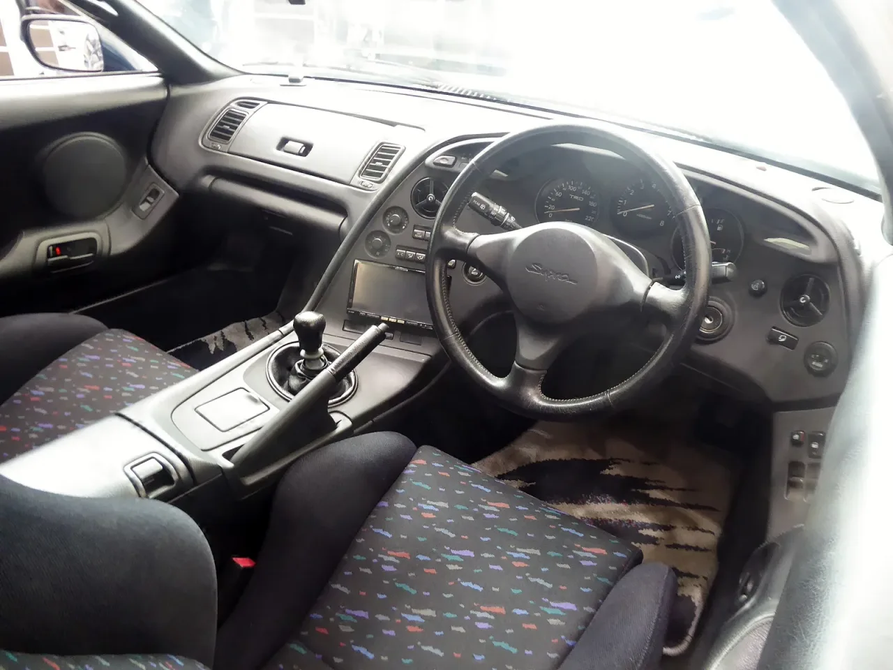 Toyota Supra, interior