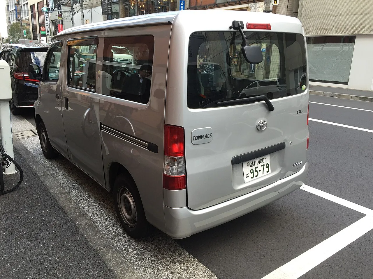 Toyota TownAce R20/R30 rebodied, side