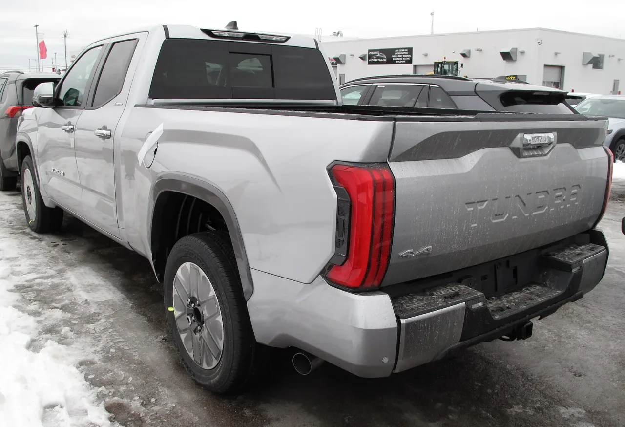 Toyota Tundra, rear