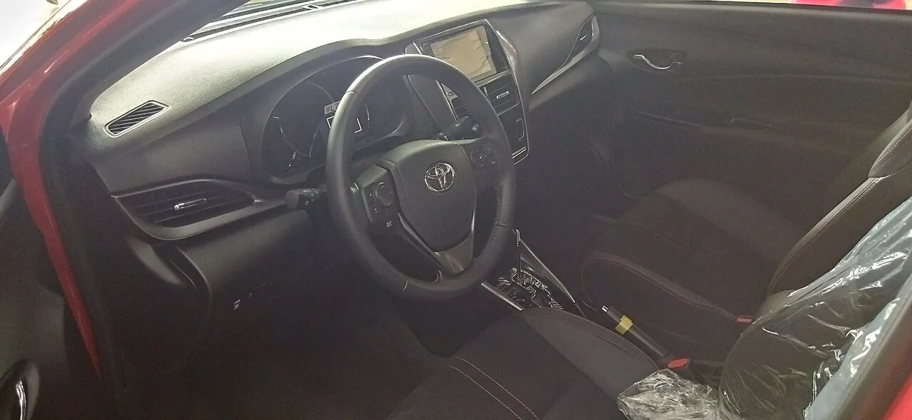 Toyota Vios XP40, interior