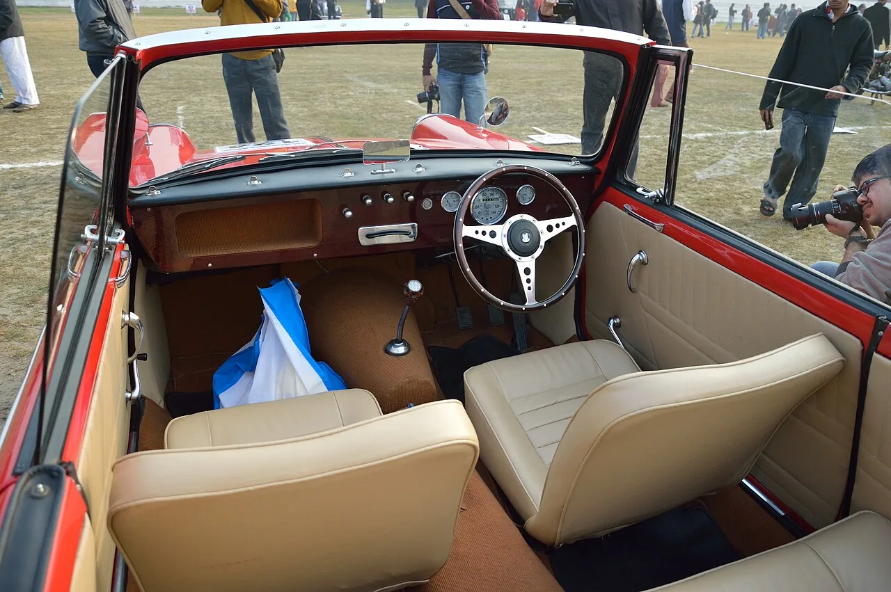 Triumph Herald, interior