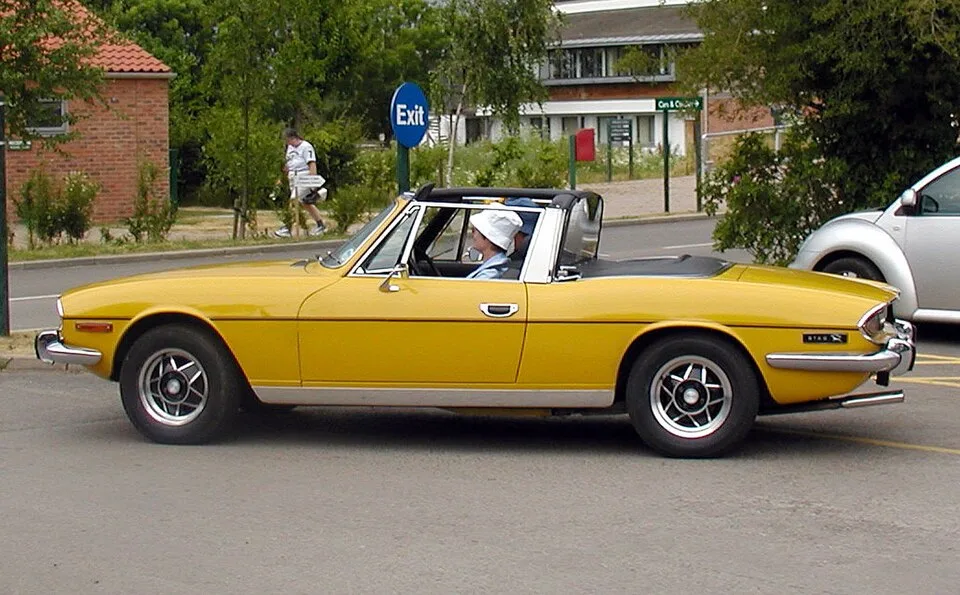 Triumph Stag, side