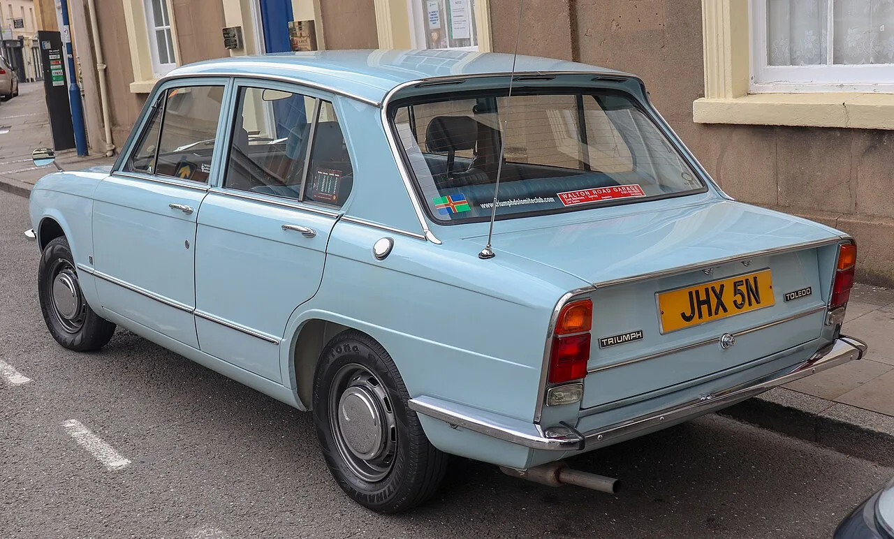 Triumph Toledo, rear
