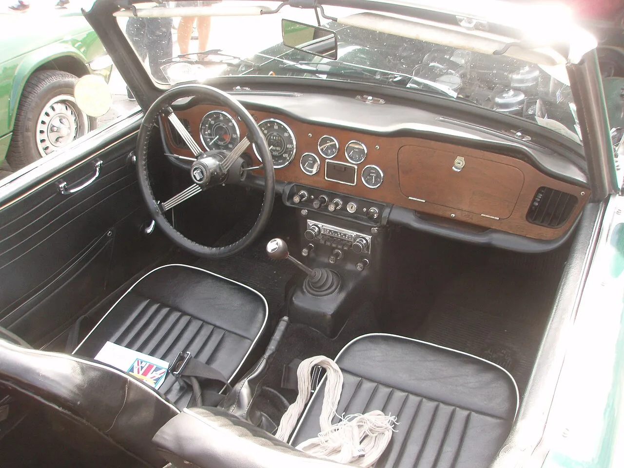 Triumph TR4, interior