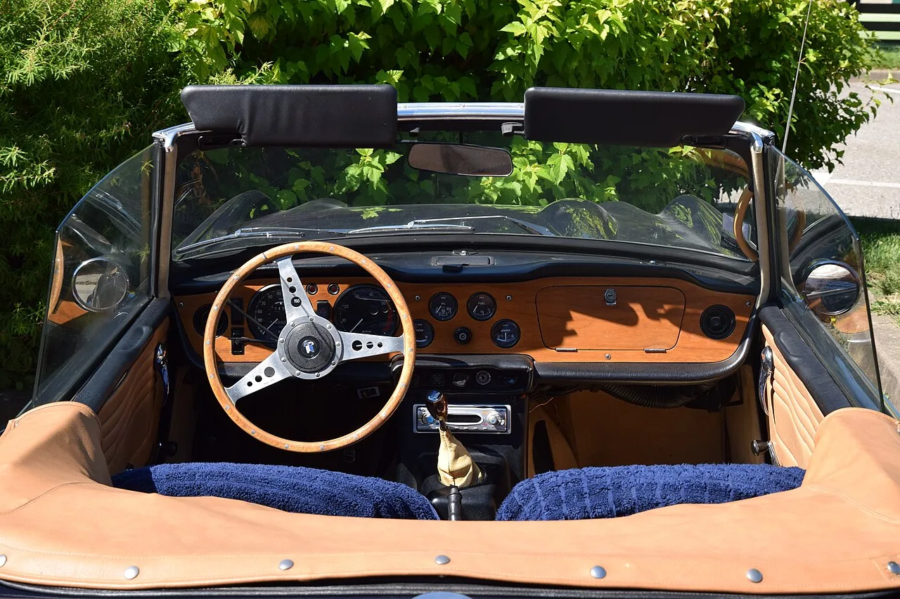 Triumph TR5 / TR250, interior