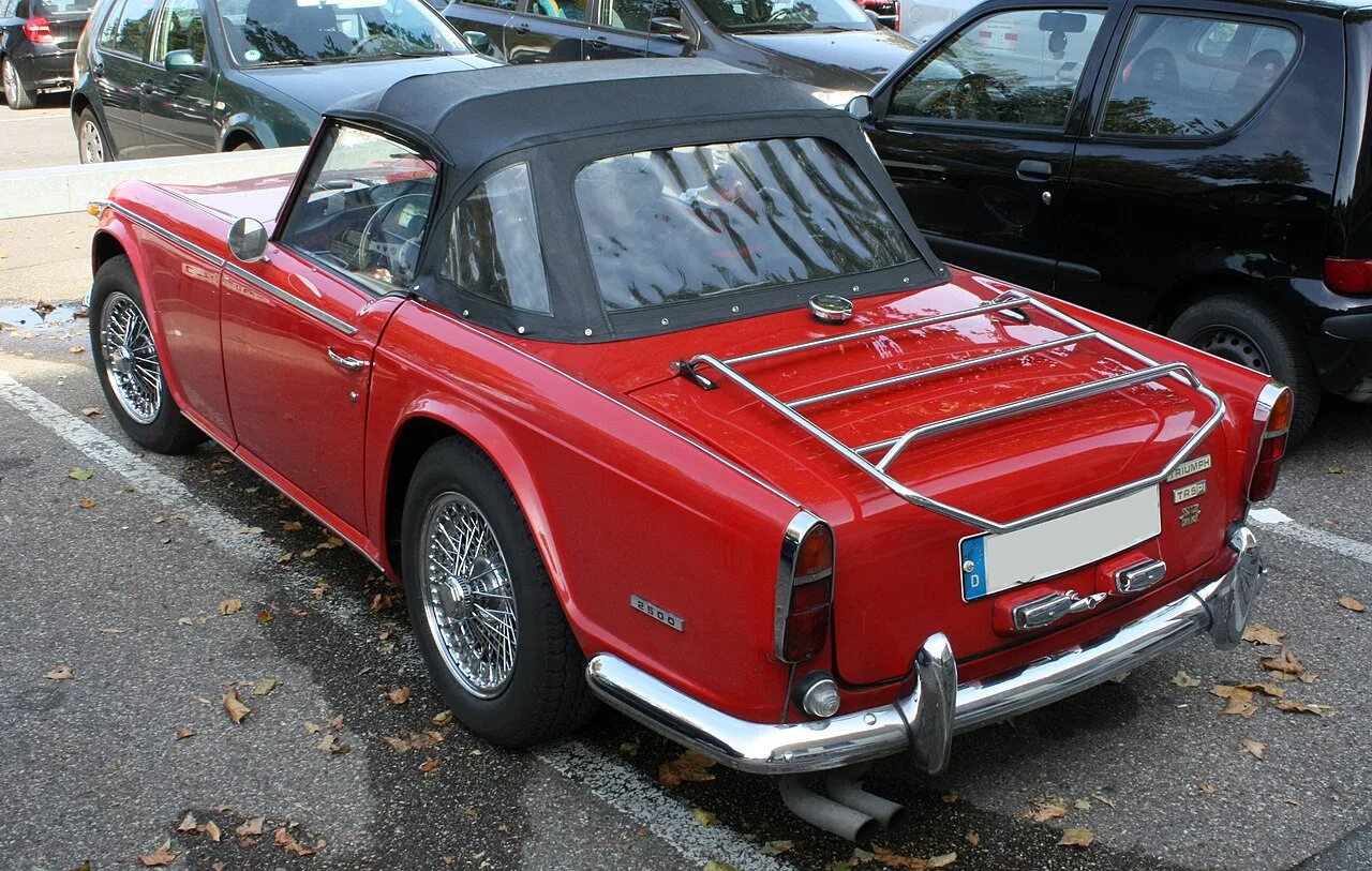 Triumph TR5 / TR250, rear
