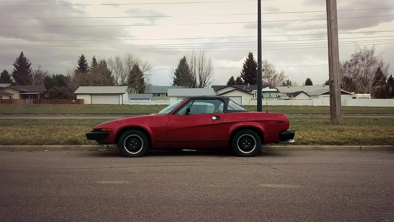 Triumph TR7 / TR8, side