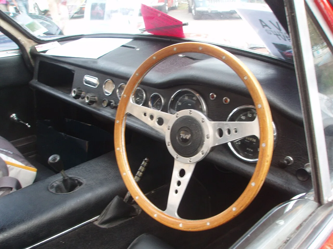 TVR Engineering Ltd Grantura Mark II / IIa, interior