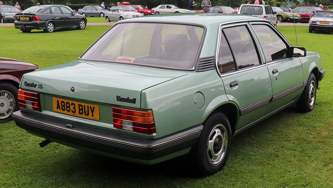 Vauxhall Cavalier Mark II, rear