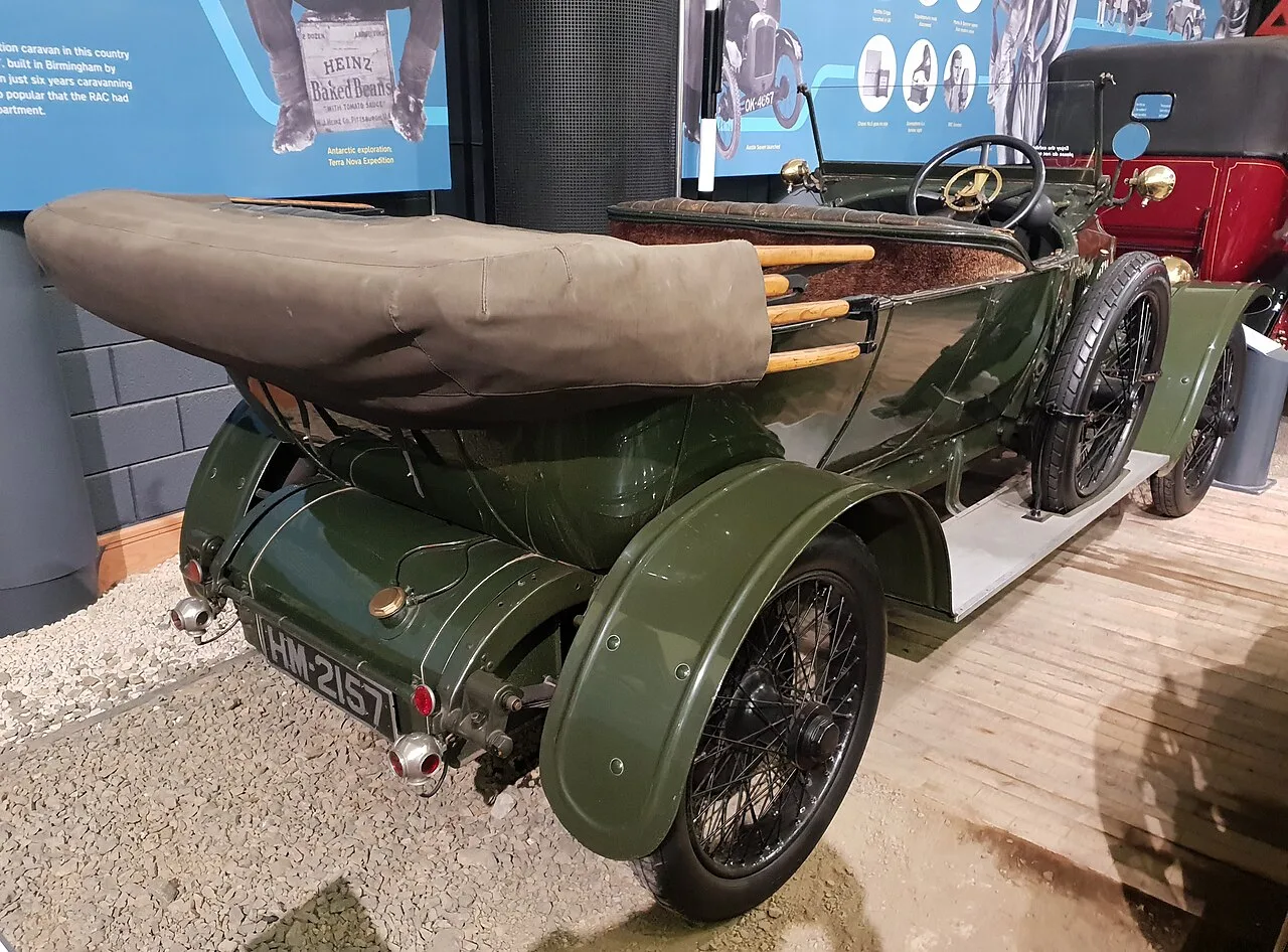 Vauxhall D-Type 25 hp, rear